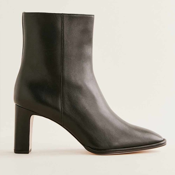 Reformation Gillian Ankle Boot in Black (US 8) - Picture 2 of 9